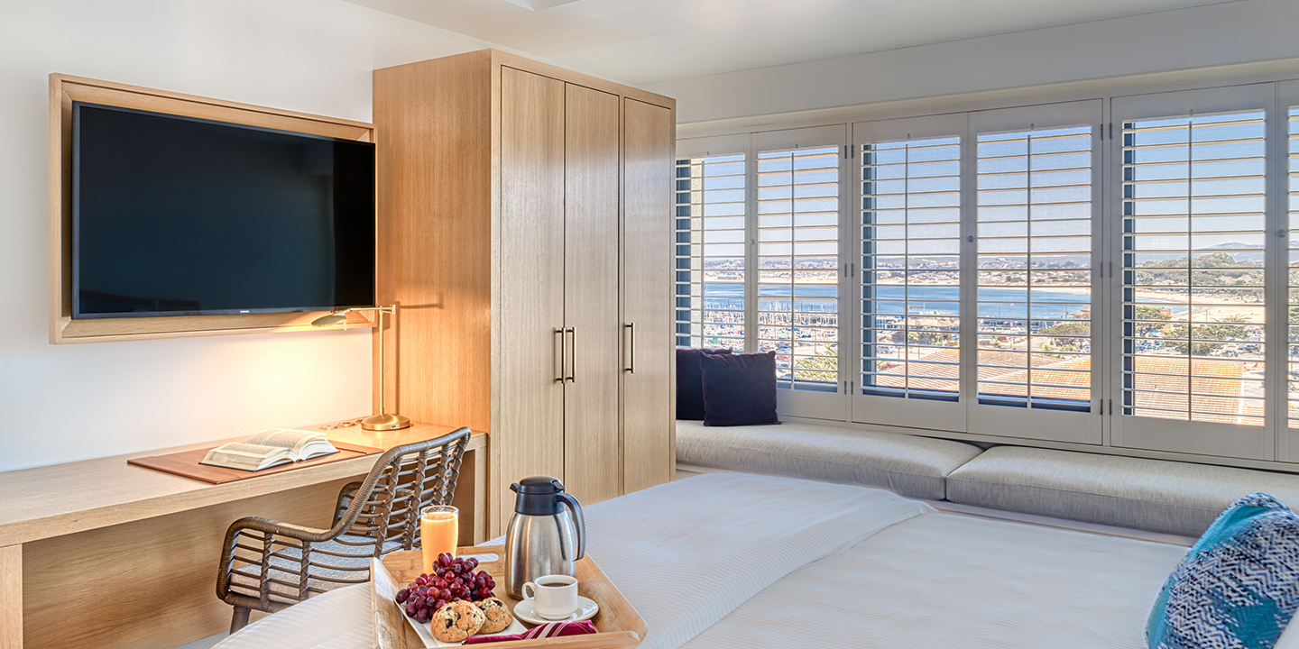 One bedroom executive suite bedroom.