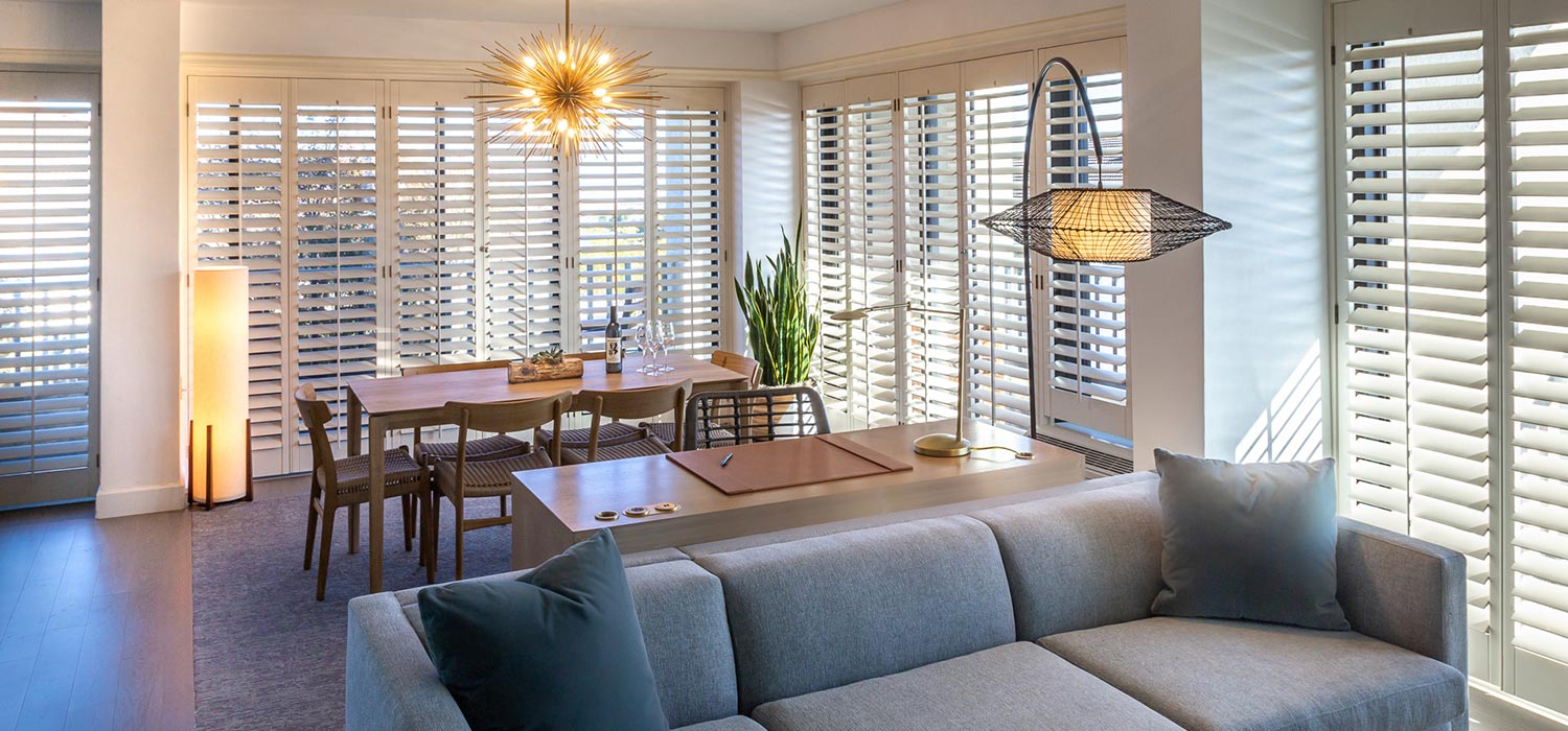 Deluxe hospitality suite living room.