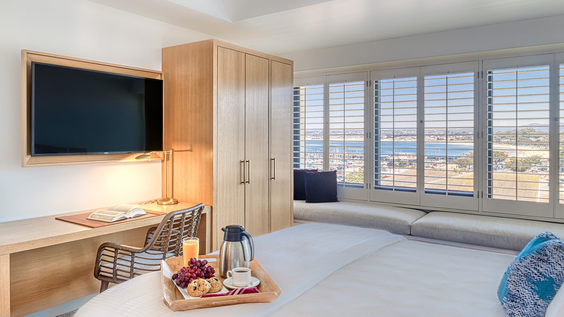 One Bedroom Executive Suite Bedroom.