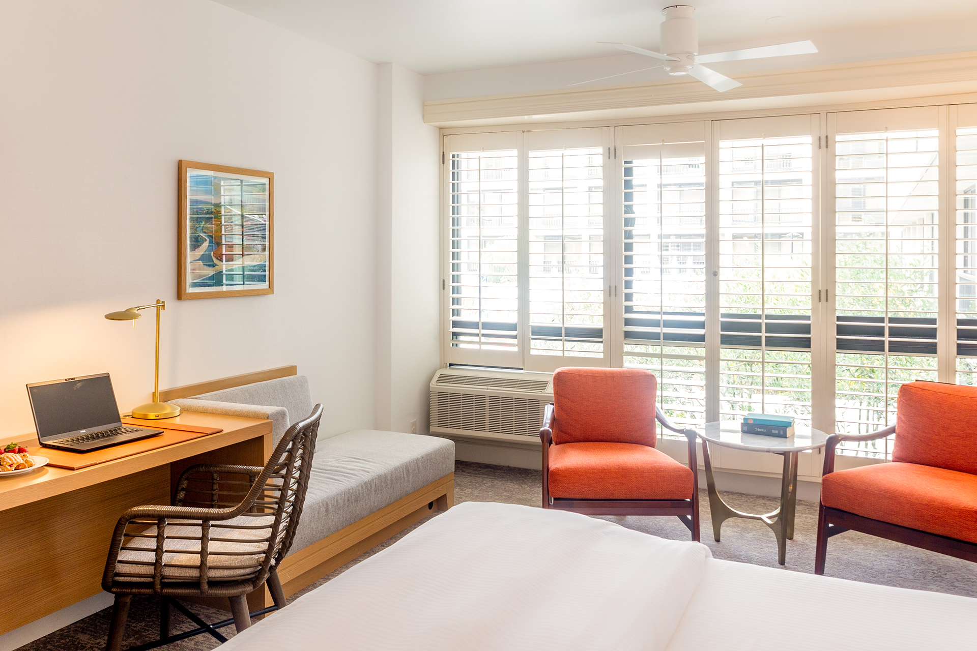 Portola room king bed with work desk.