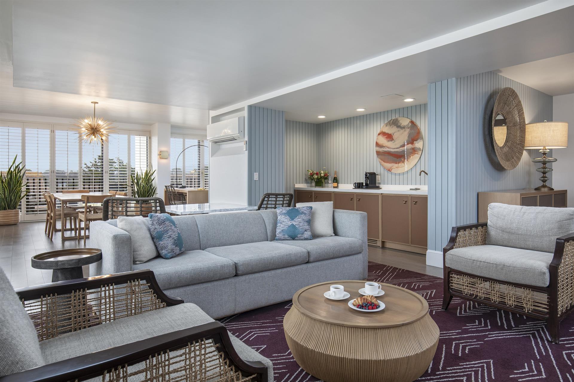 Presidential Suite living and dining space