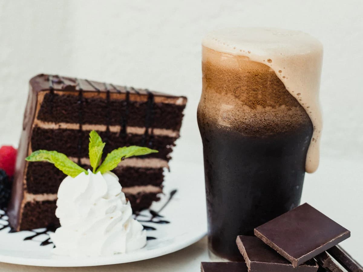 Cake and a pint of beer 