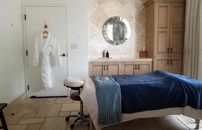 Spa table set up.