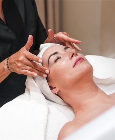 Facial